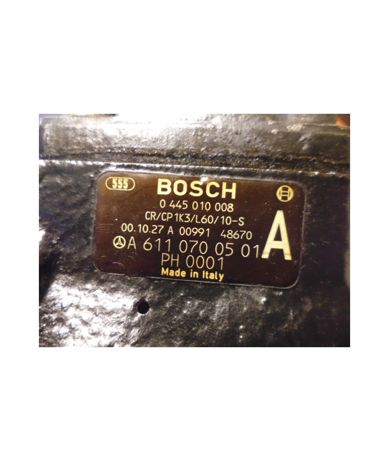 Pompa iniezione common rail Bosch 0445010008 per Mercedes codice  A6110700501 smontata da Mercedes C 220 CDI serie W203.