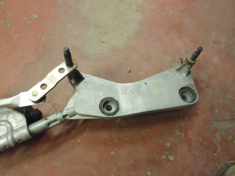 Motorino tergicristallo anteriore completo di tandem stampella leveraggio  22084745 22084735 Opel Astra F e Corsa B